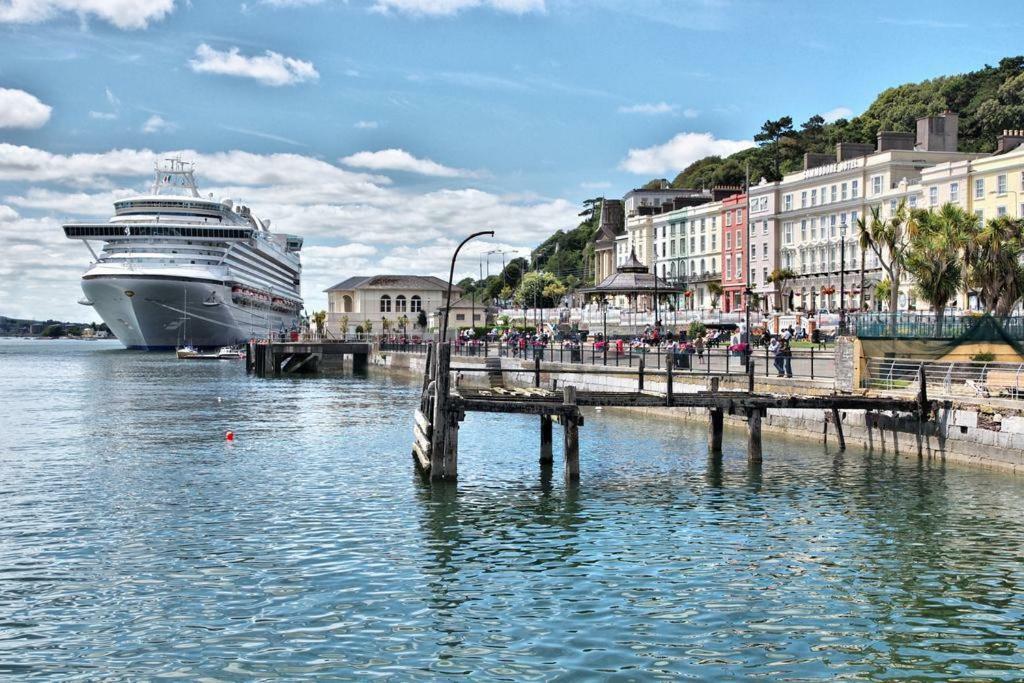Ferienwohnung Townhouse In Centre Of Cobh Exterior foto