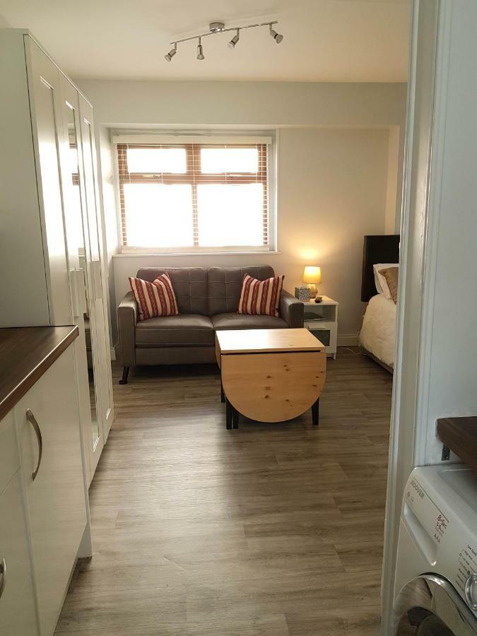 Ferienwohnung Townhouse In Centre Of Cobh Exterior foto